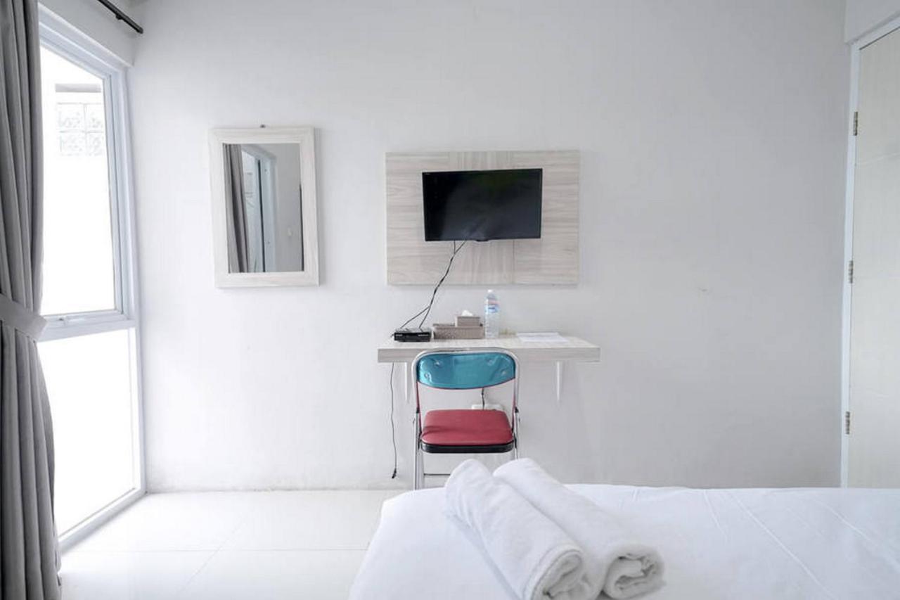 Urbanview Hotel Bari Syariah Palembang By Reddoorz 外观 照片
