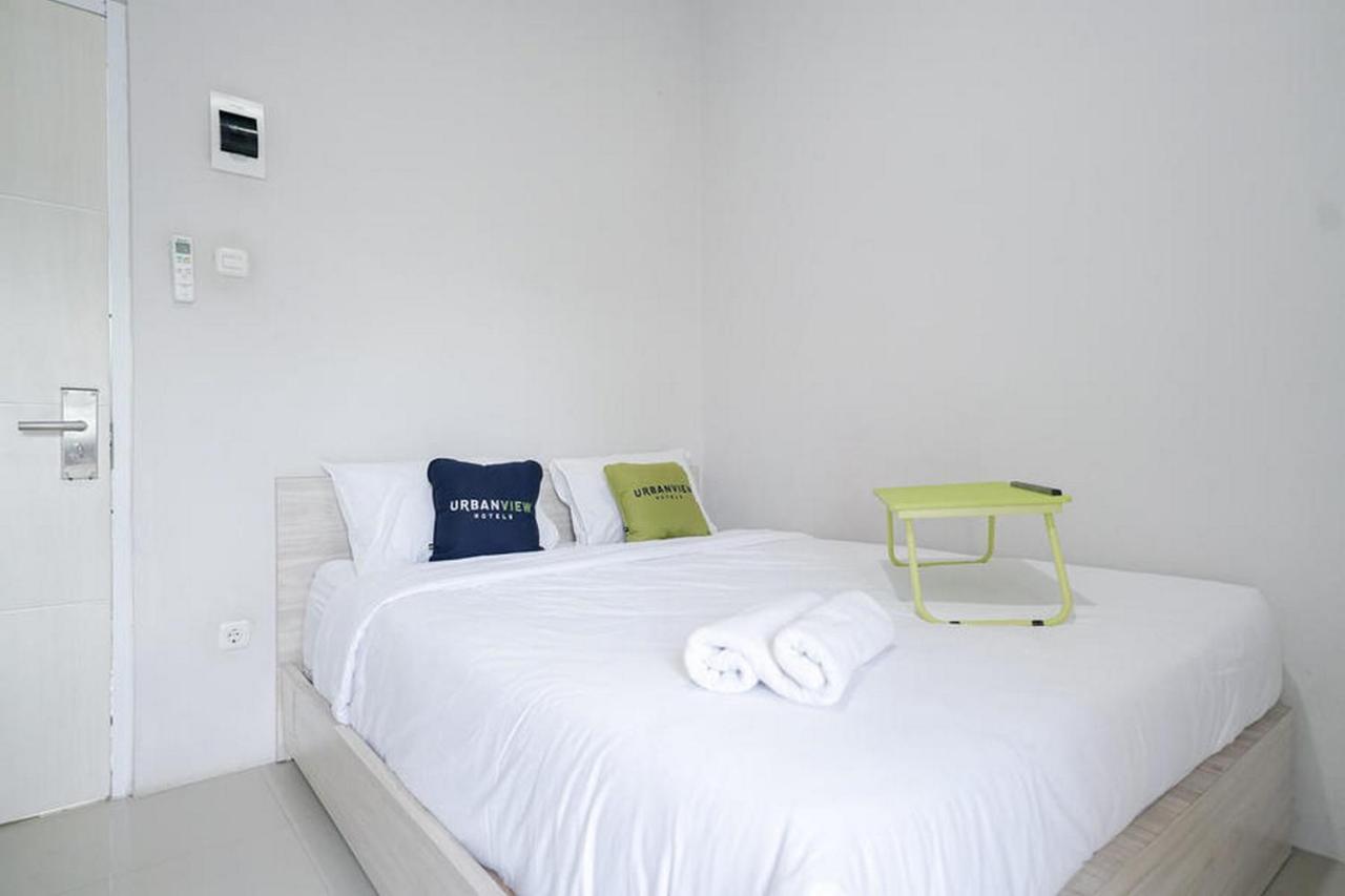 Urbanview Hotel Bari Syariah Palembang By Reddoorz 外观 照片