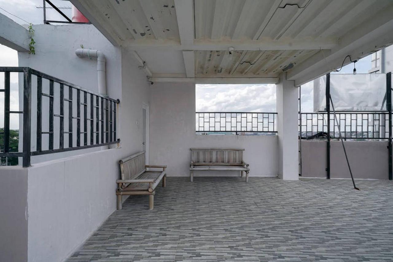 Urbanview Hotel Bari Syariah Palembang By Reddoorz 外观 照片