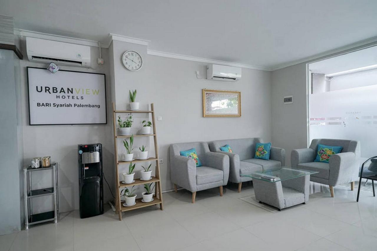 Urbanview Hotel Bari Syariah Palembang By Reddoorz 外观 照片